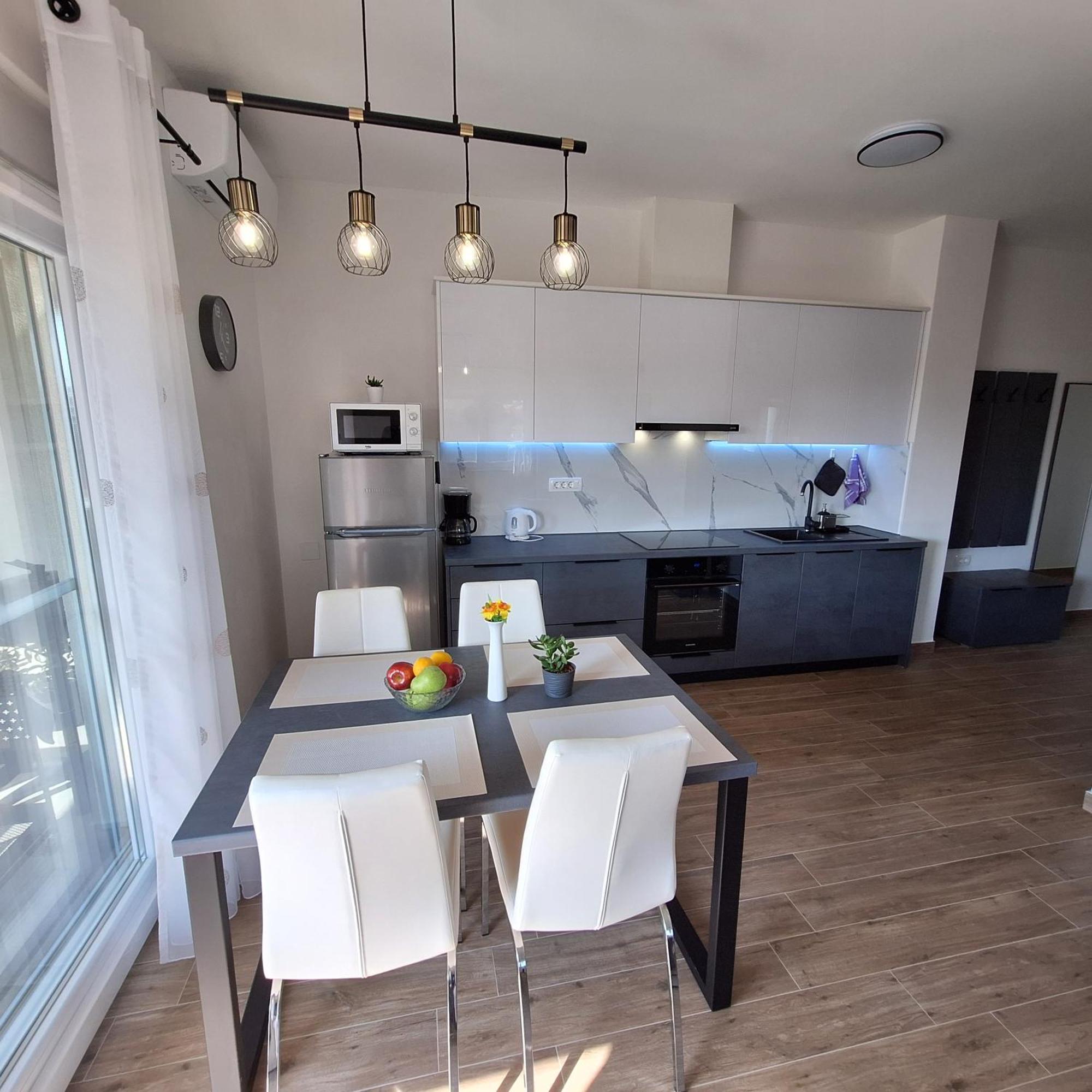Apartments Elena & Lana ซาดาร์ ภายนอก รูปภาพ