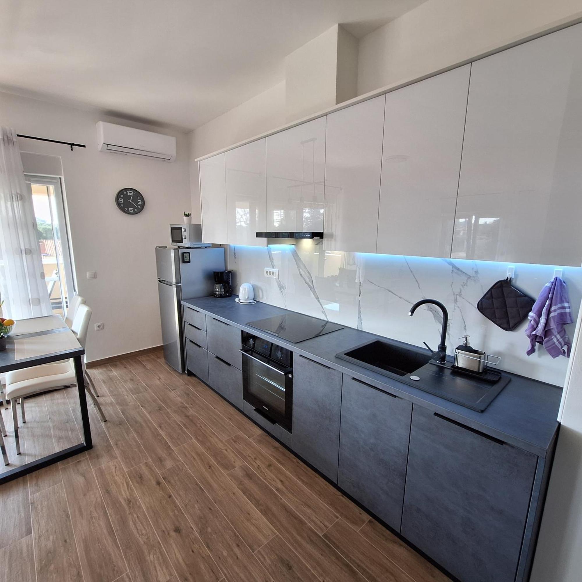 Apartments Elena & Lana ซาดาร์ ภายนอก รูปภาพ