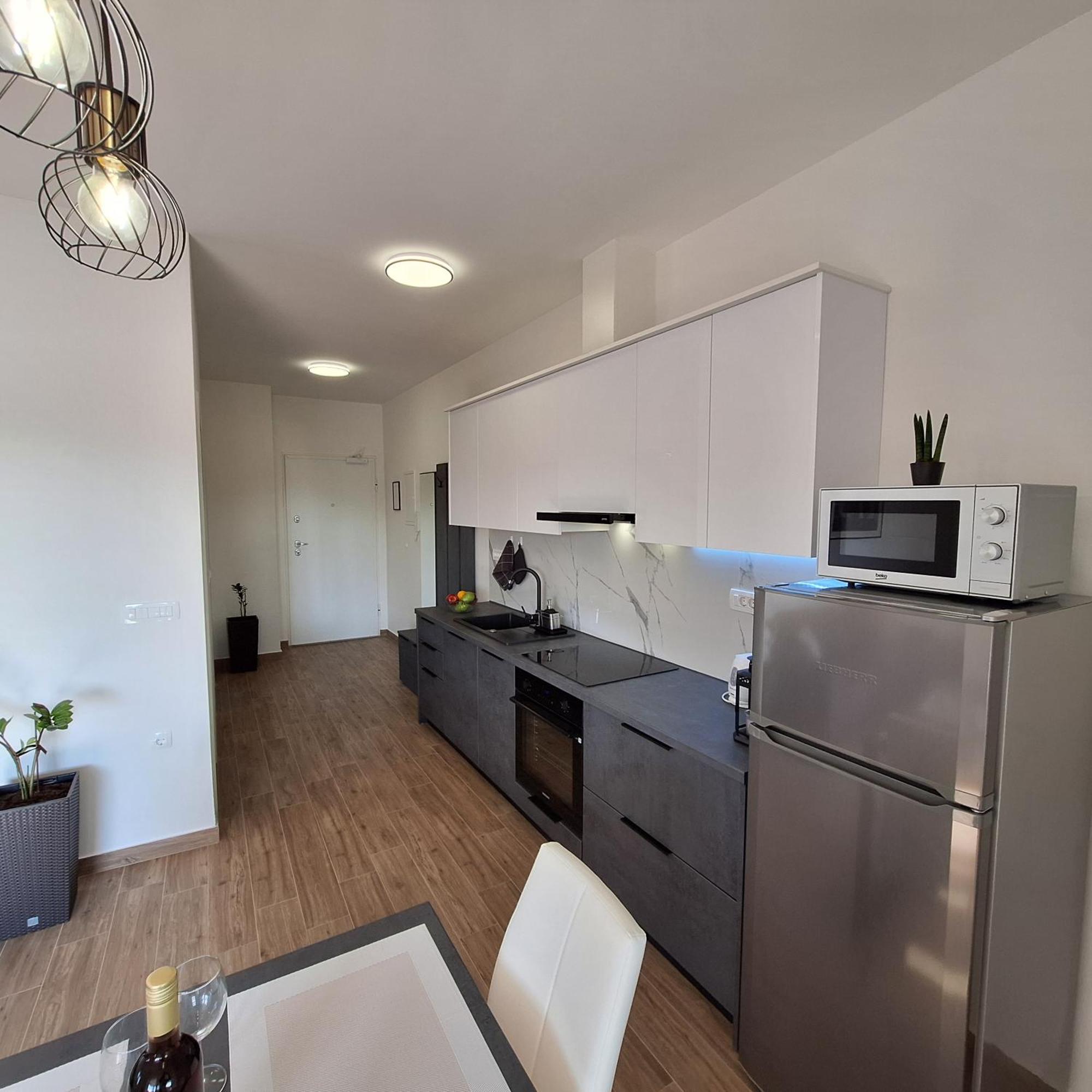 Apartments Elena & Lana ซาดาร์ ภายนอก รูปภาพ