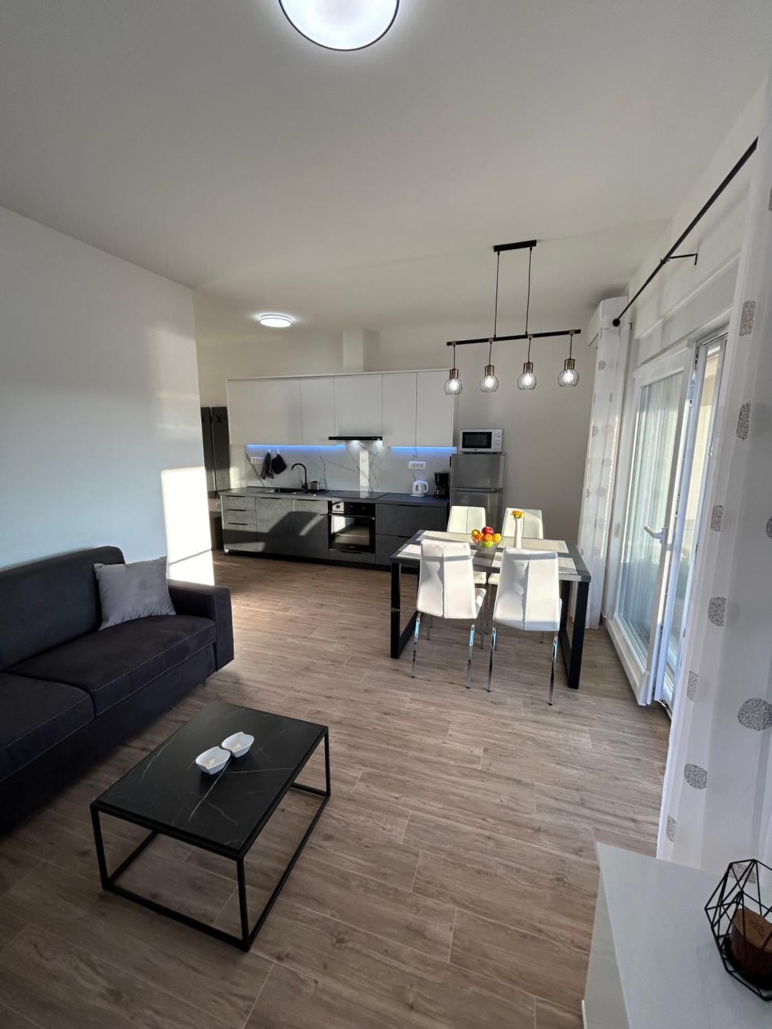 Apartments Elena & Lana ซาดาร์ ภายนอก รูปภาพ